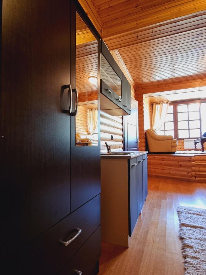 "Nest" The Wooden Suite By Ski Alure Eptálofos Exterior foto